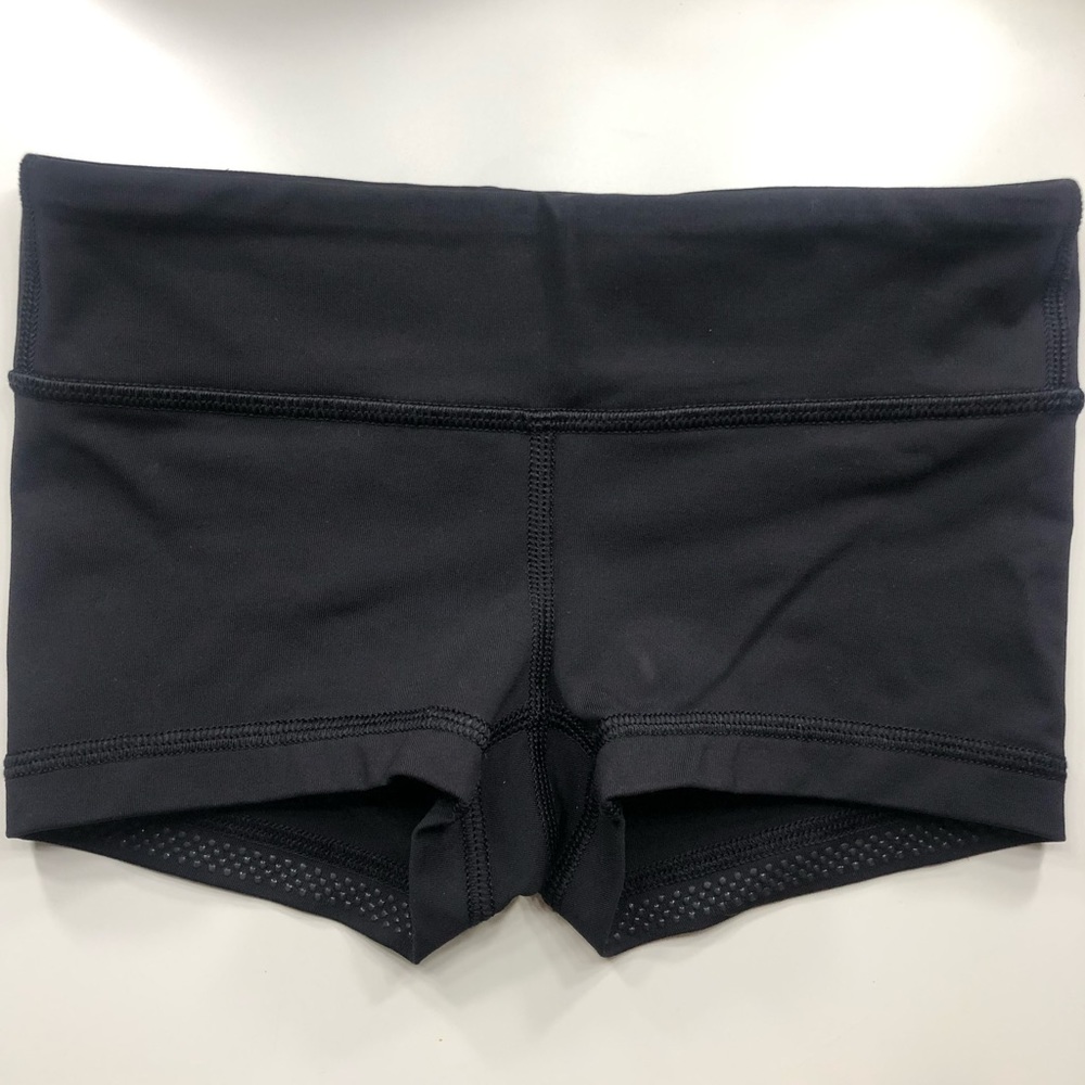 ivivva black shorts